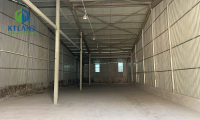 Kho xưởng mặt đường quốc lộ 32